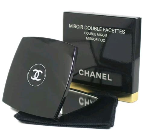 mirror duo Chanel